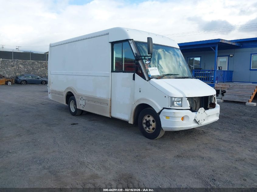 2014 Isuzu Commercial Van