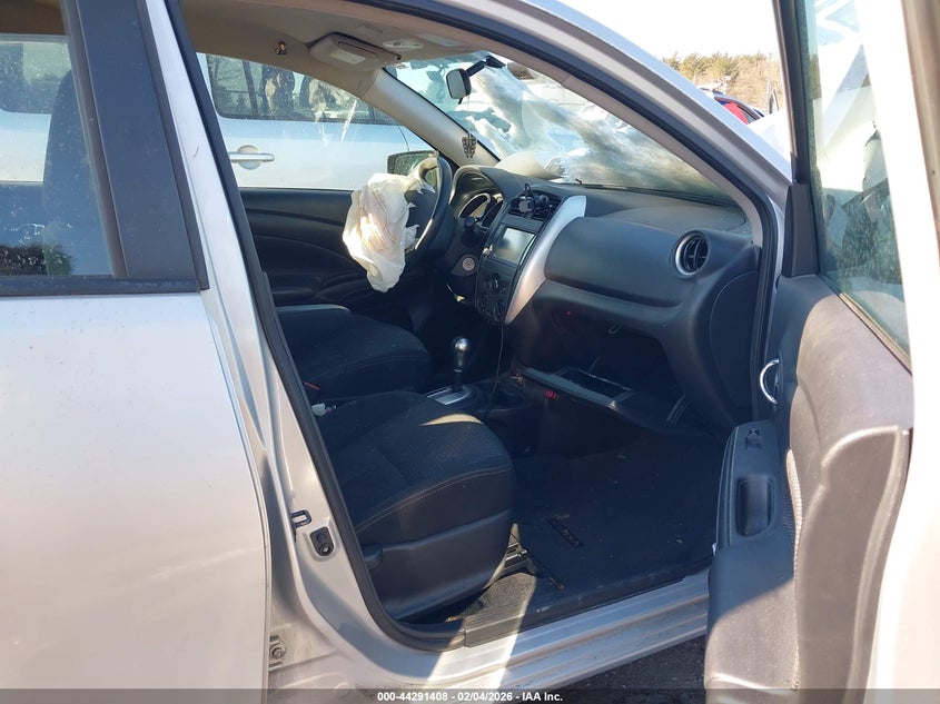 2019 Nissan Versa 1.6 Sv