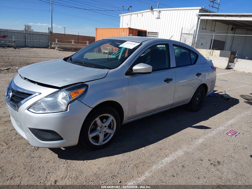 2017 Nissan Versa 1.6 S+