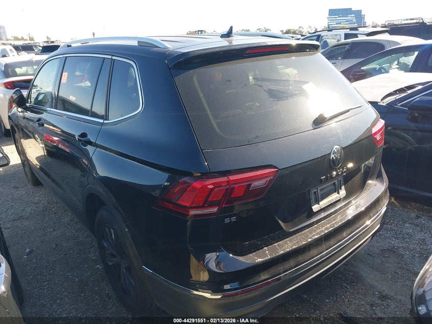 2024 VOLKSWAGEN TIGUAN auction photo 3