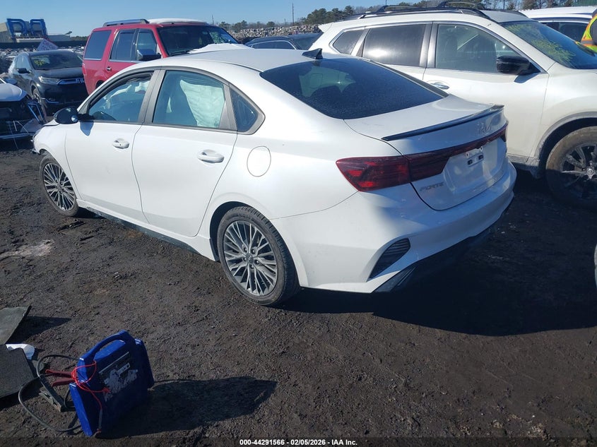 2022 Kia Forte Gt-Line