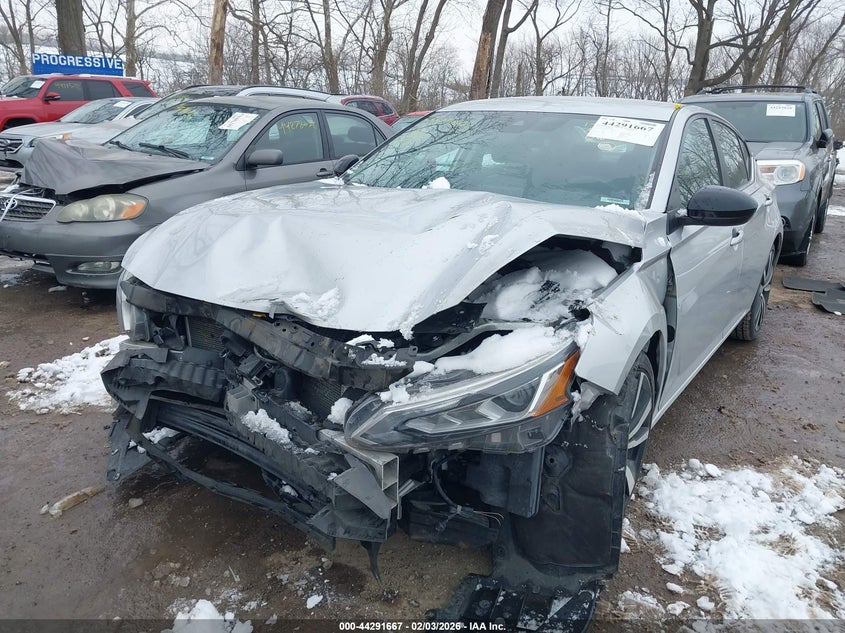 2020 Nissan Altima Sr Fwd