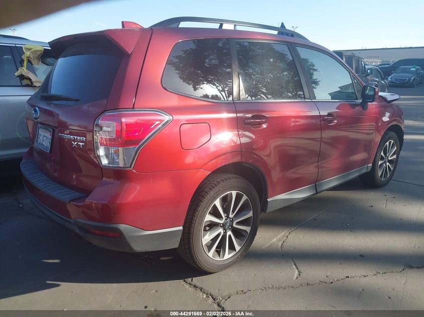 Vin: jf2sjgecxjh404994, lot: 44788046, subaru forester 2.0xt premium 20184