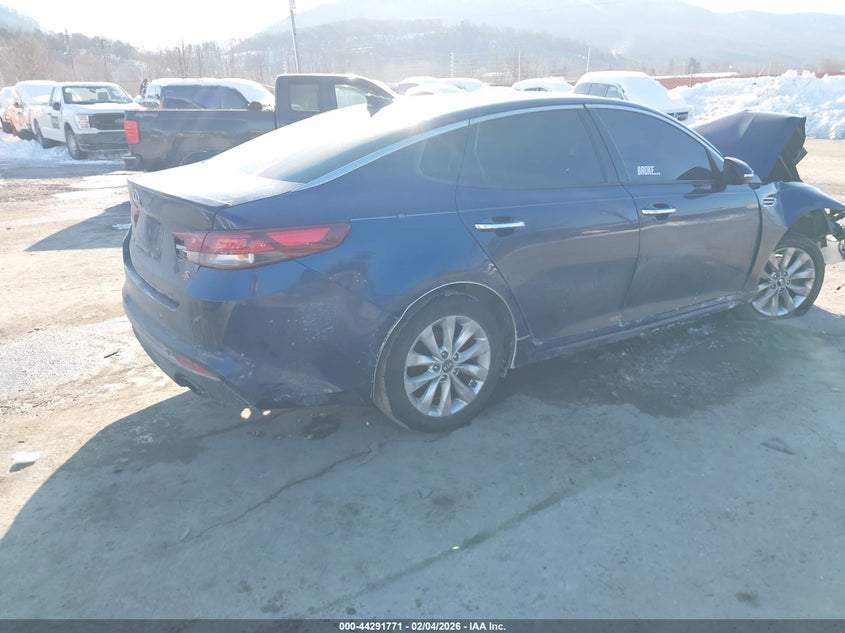 2018 Kia Optima S