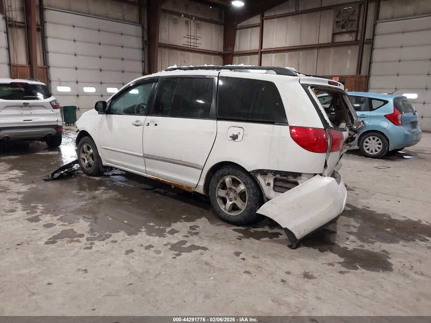 2007 Toyota Sienna Le