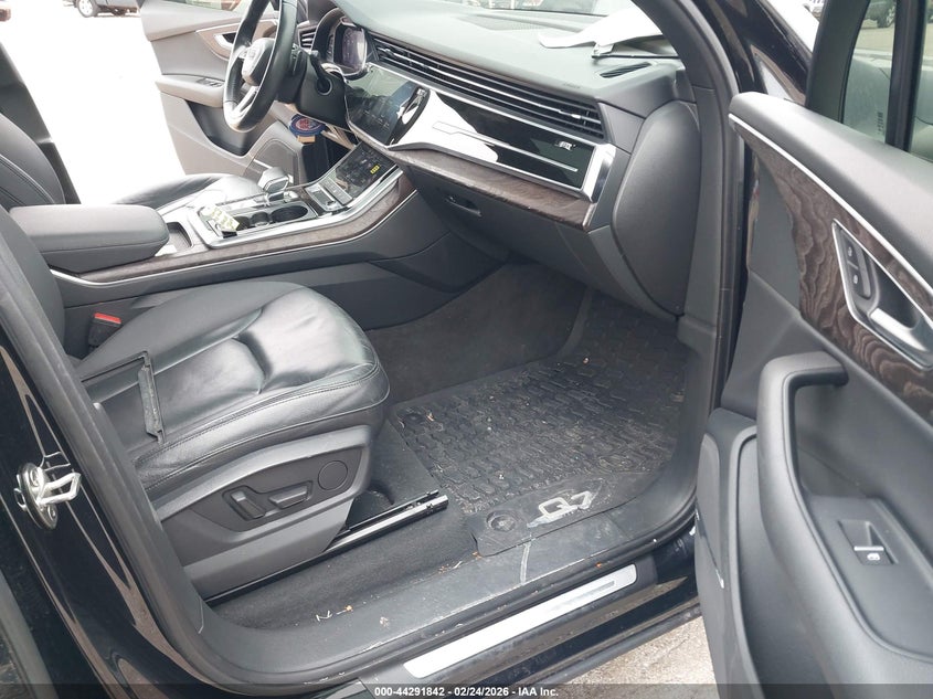 2020 Audi Q7 Premium Plus 45 Tfsi Quattro Tiptronic