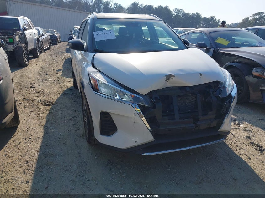 2023 Nissan Kicks Sv Xtronic Cvt