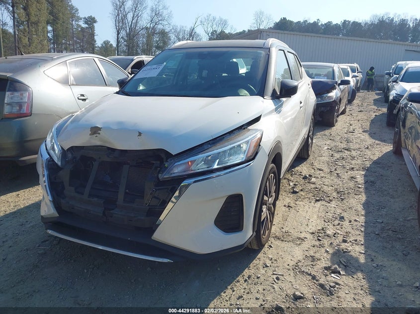 2023 Nissan Kicks Sv Xtronic Cvt