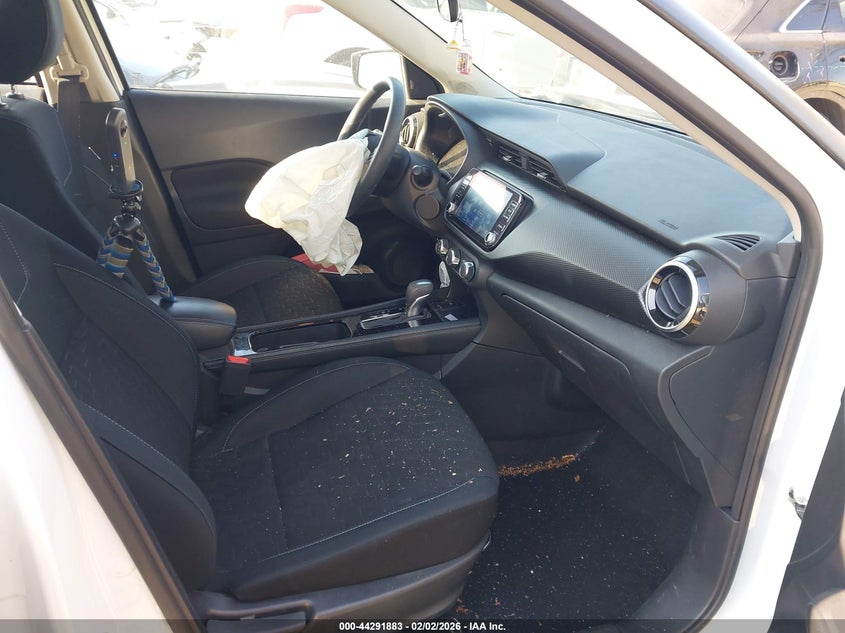 2023 Nissan Kicks Sv Xtronic Cvt