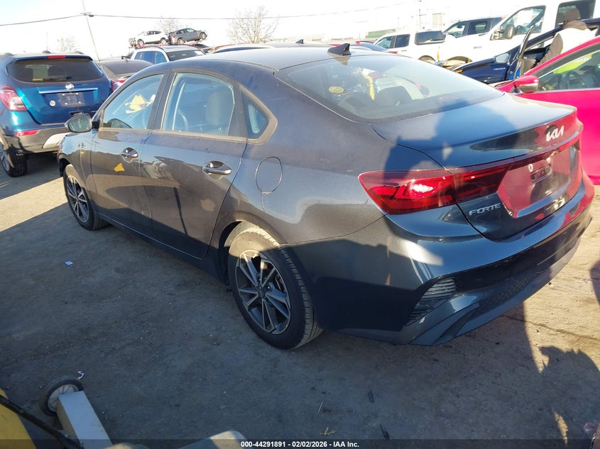 2022 Kia Forte Lxs