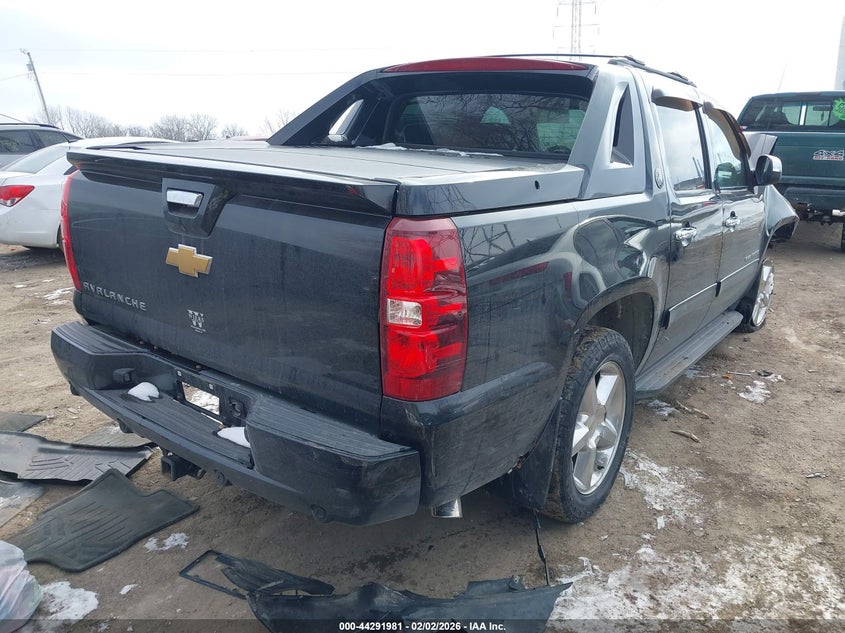 2013 Chevrolet Avalanche Lt