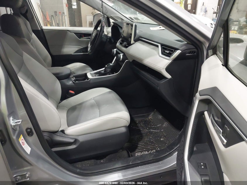 2019 Toyota Rav4 Xle Premium