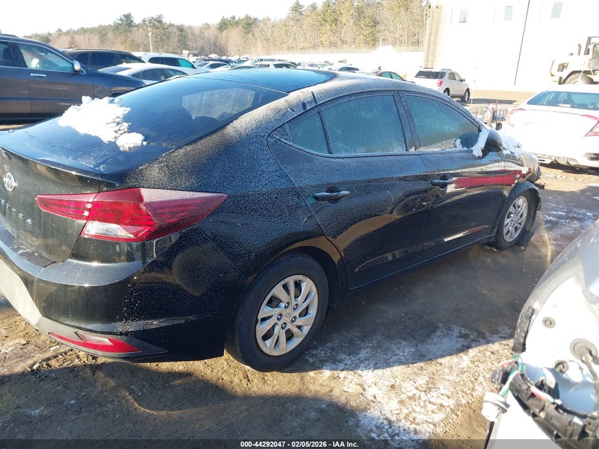 2019 Hyundai Elantra Se