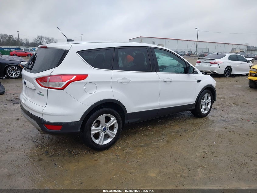 2015 Ford Escape Se