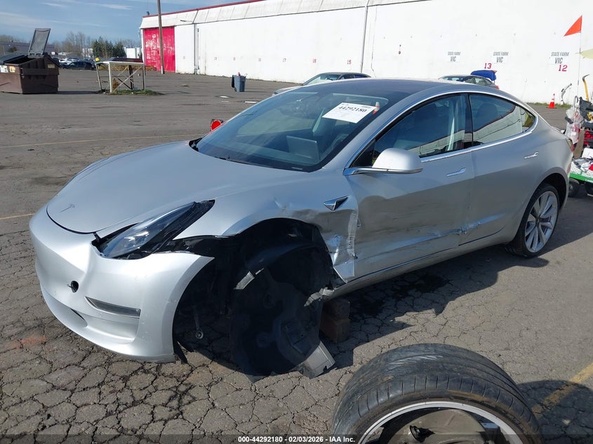 2018 Tesla Model 3 Long Range/Performance