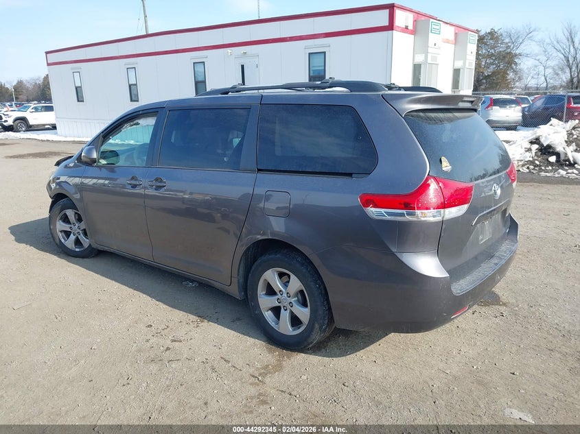 2011 Toyota Sienna Le V6