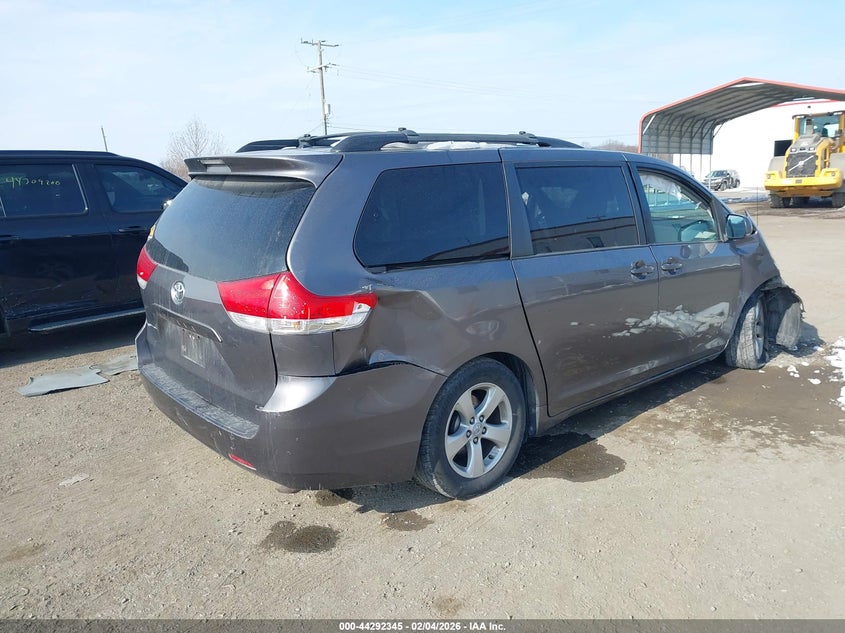 2011 Toyota Sienna Le V6