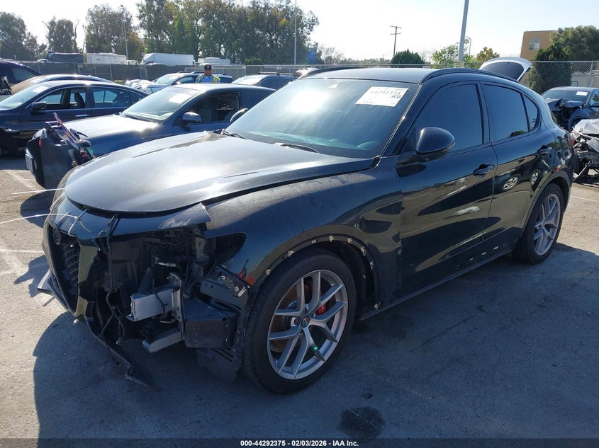 2018 Alfa Romeo Stelvio Ti Sport Awd