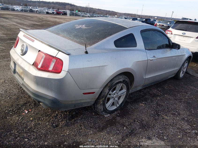 2012 Ford Mustang V6