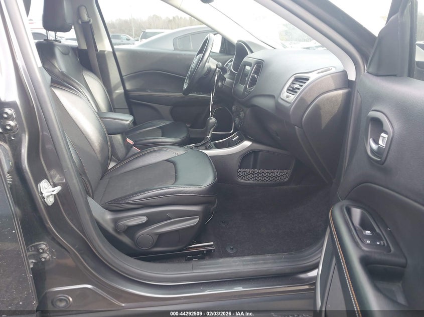 2020 Jeep Compass Latitude Fwd