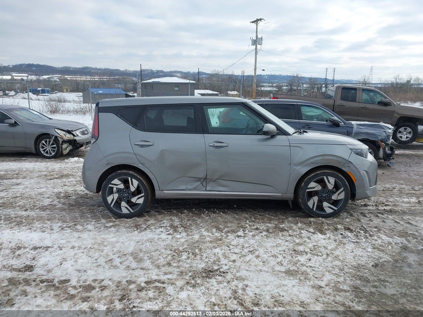 2025 Kia Soul Gt-Line VIN: KNDJ53AU3S7950971 Lot: 44292513