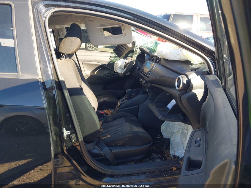 2021 Nissan Versa S Xtronic Cvt