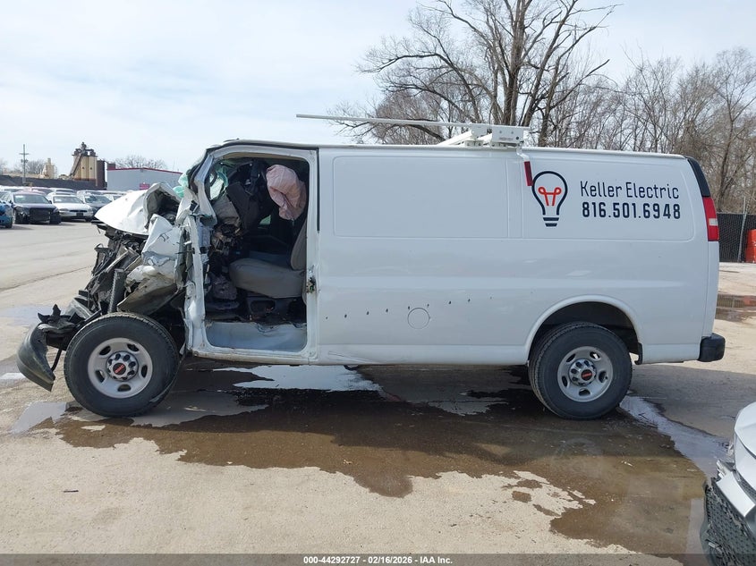 2017 GMC Savana 3500 Work Van VIN: 1GTZ7GFG8H1108467 Lot: 44292727