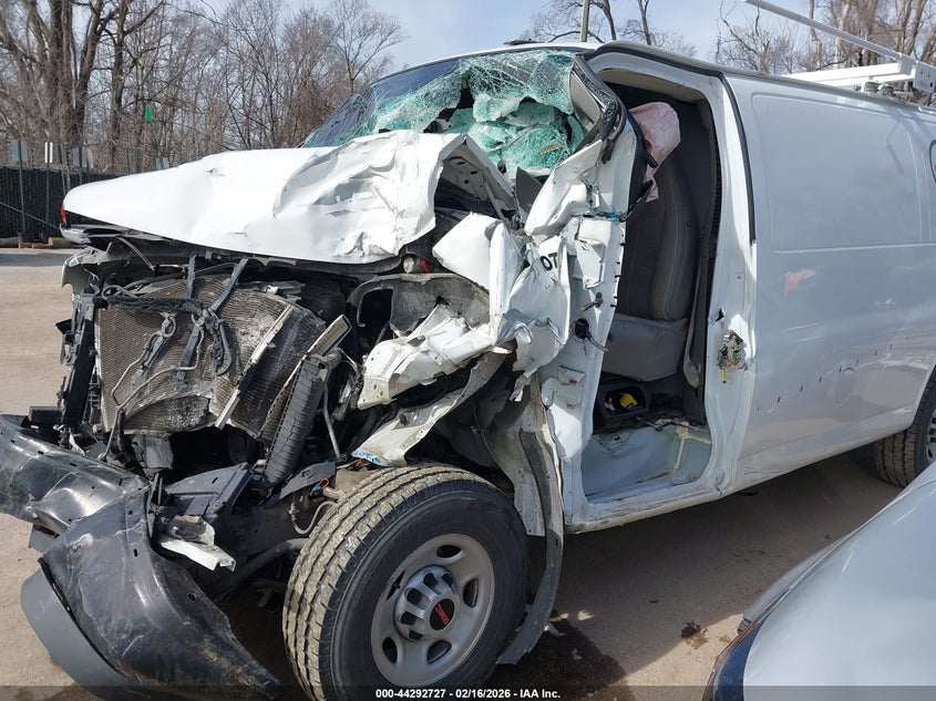 2017 GMC Savana 3500 Work Van VIN: 1GTZ7GFG8H1108467 Lot: 44292727