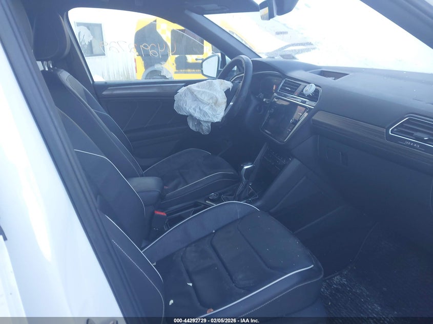 2022 Volkswagen Tiguan 2.0T Sel R-Line