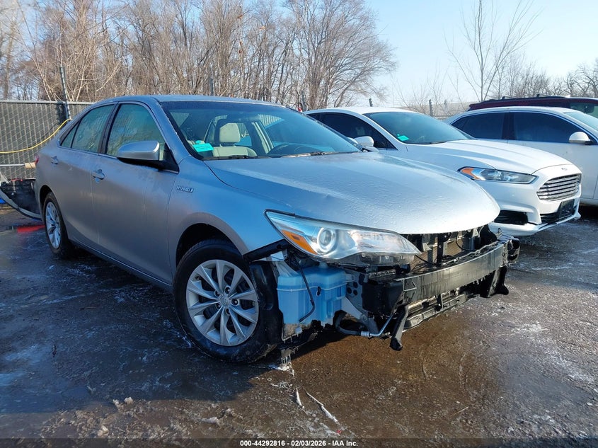 2016 Toyota Camry Hybrid Le