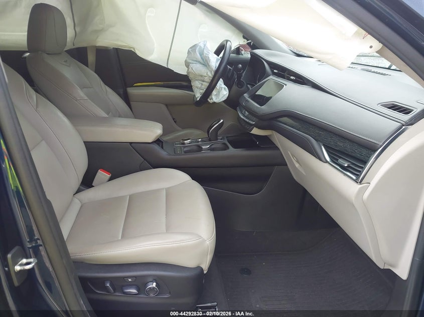 2020 Cadillac Xt4 Fwd Premium Luxury