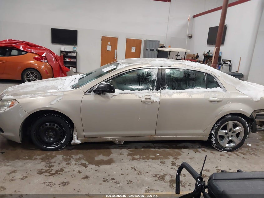 2010 Chevrolet Malibu Ls VIN: 1G1ZB5EB7AF235351 Lot: 44292935