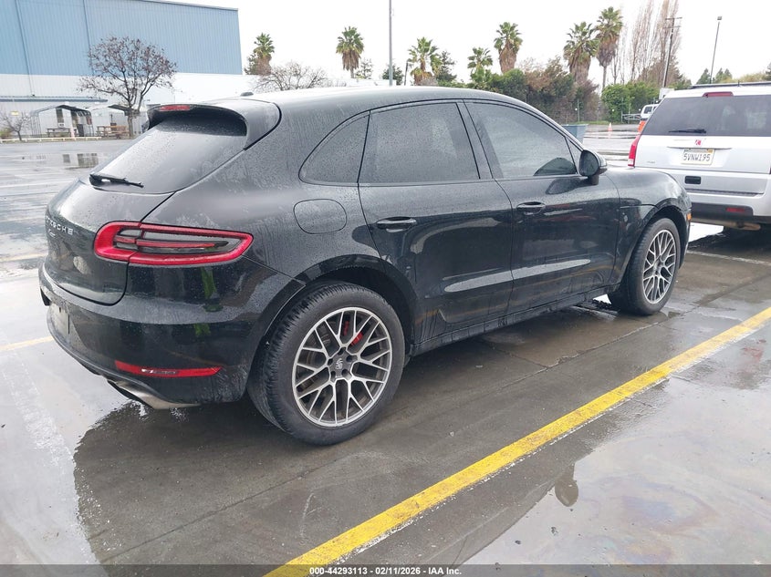 2015 Porsche Macan Turbo