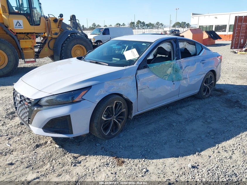 2023 Nissan Altima Sr Fwd