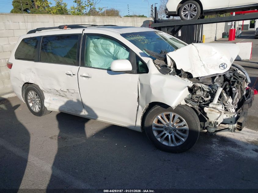 2015 Toyota Sienna Xle 8 Passenger
