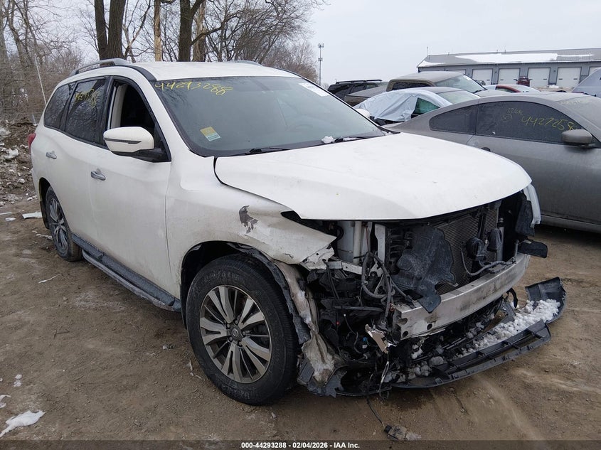 2019 Nissan Pathfinder Sv