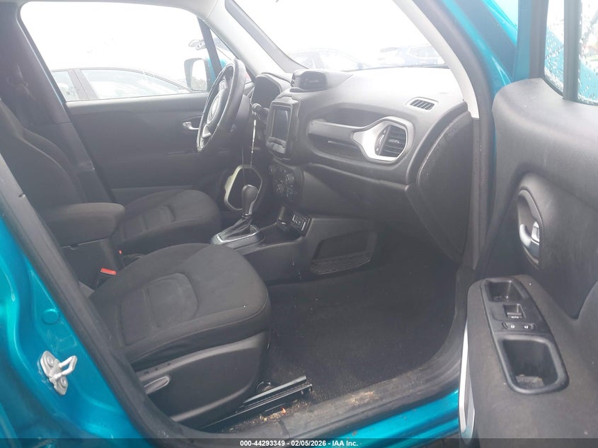 2020 Jeep Renegade Latitude Fwd