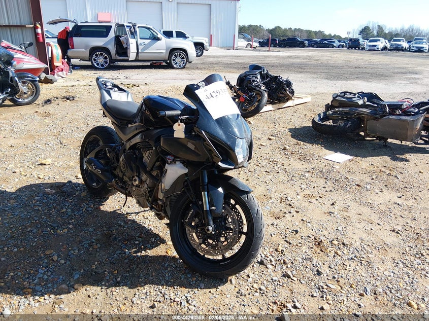 JS1DM11F3P7100099 SUZUKI GSX-R1000 Photo 1