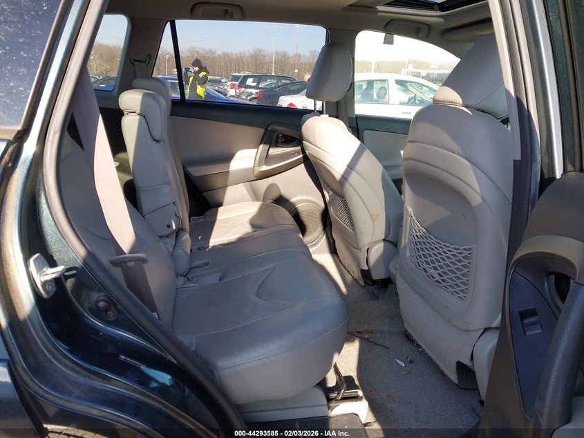 2010 Toyota Rav4 Limited V6 VIN: JTMDK4DV3AD012114 Lot: 44293585