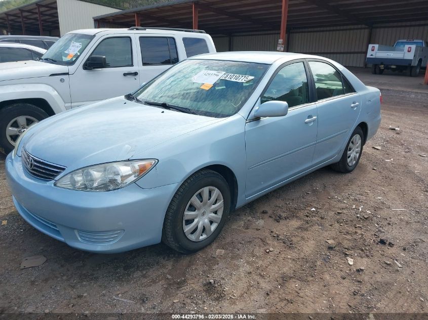 2005 Toyota Camry Le