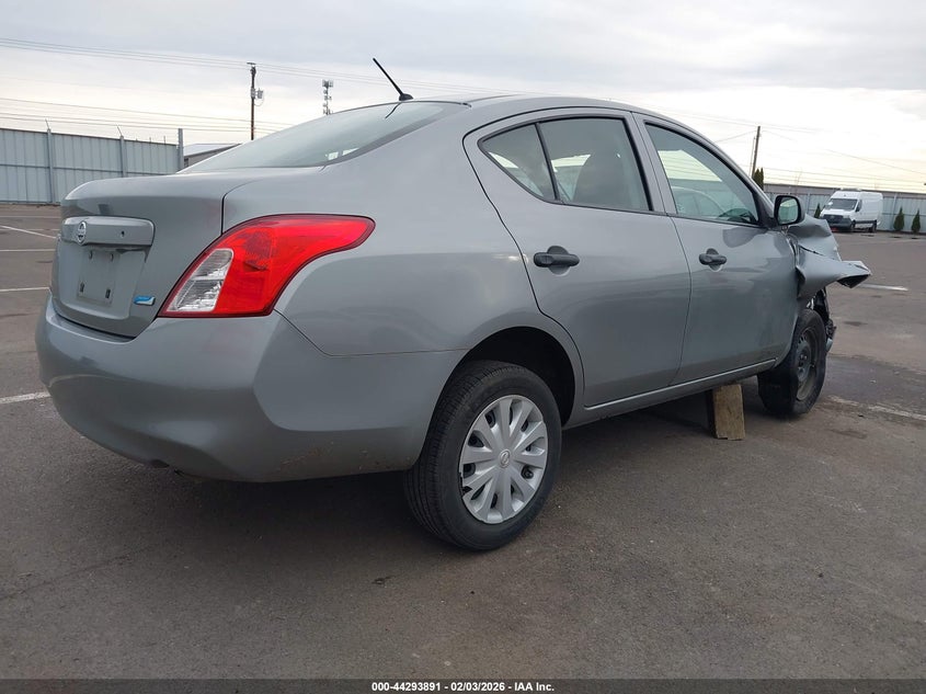 2012 Nissan Versa 1.6 S