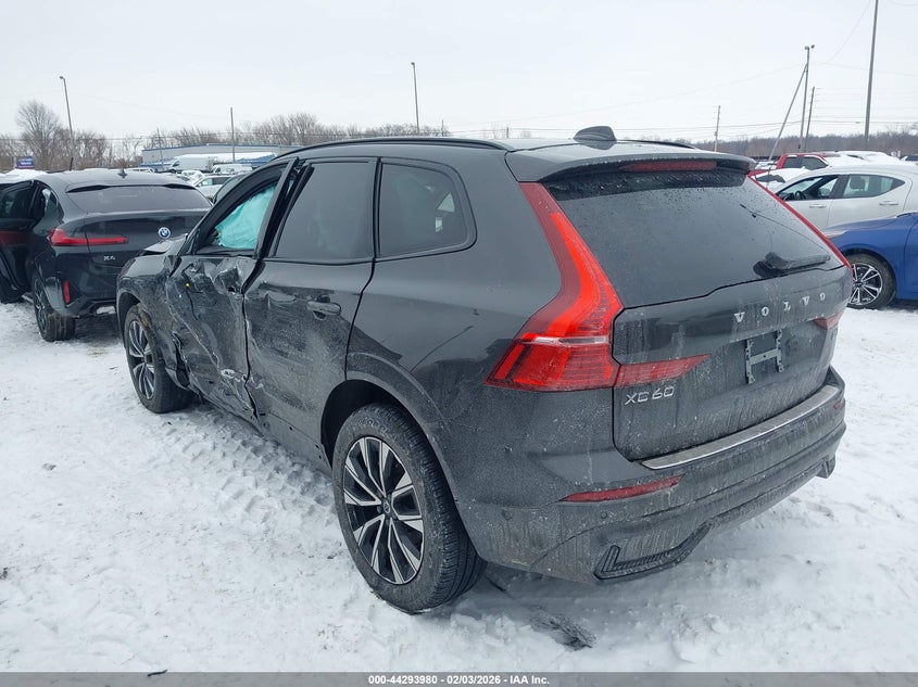 2024 Volvo Xc60 B5 Plus Dark Theme