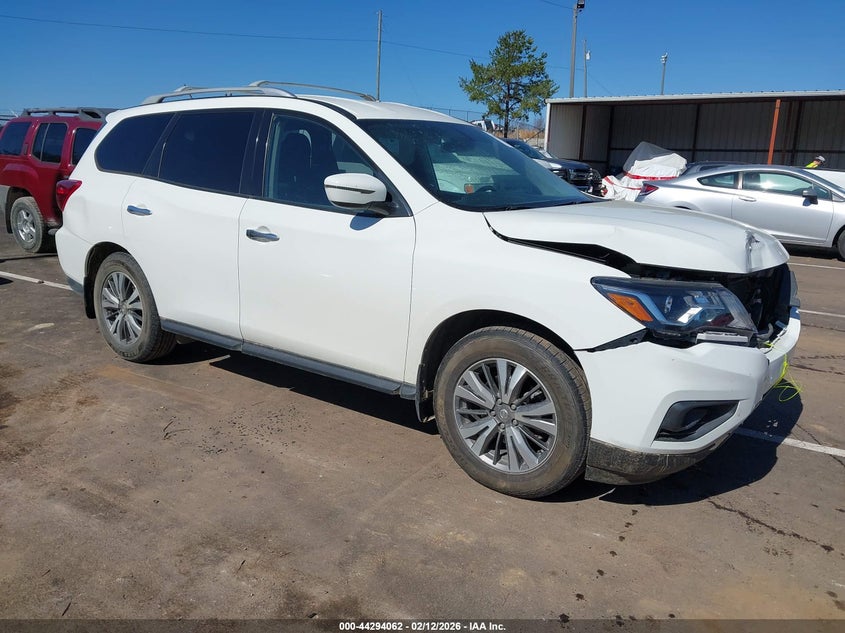 2018 Nissan Pathfinder S