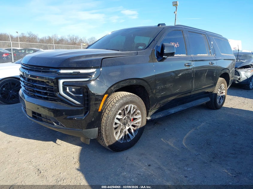 2025 Chevrolet Suburban 4Wd Rst
