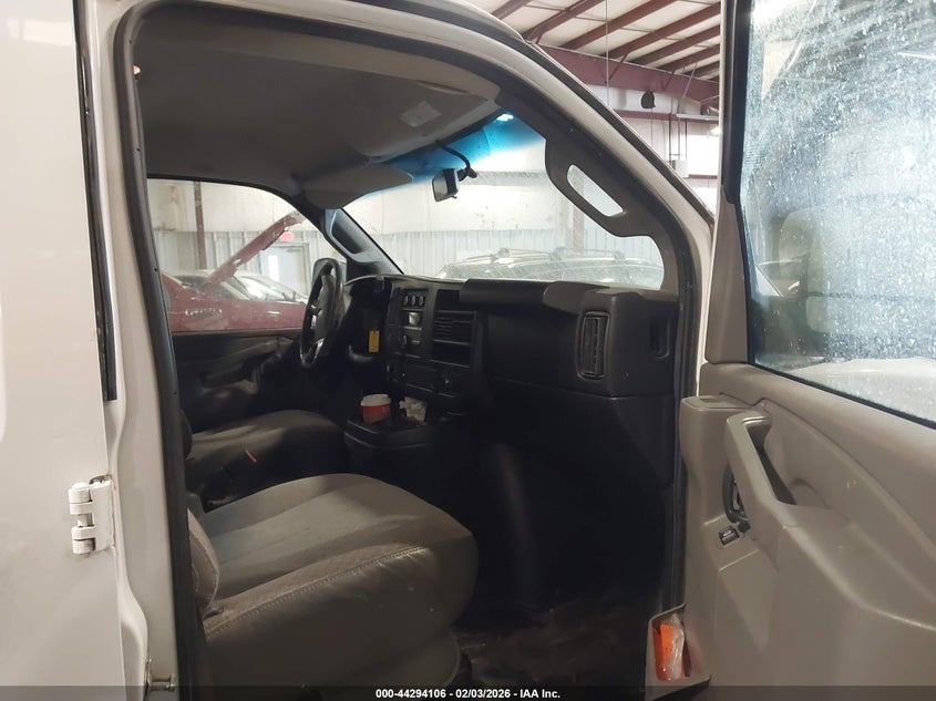 2016 GMC Savana 2500 Work Van