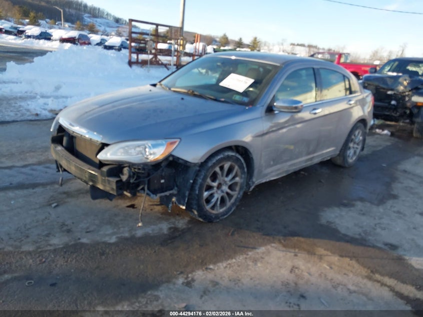 2013 Chrysler 200 Limited