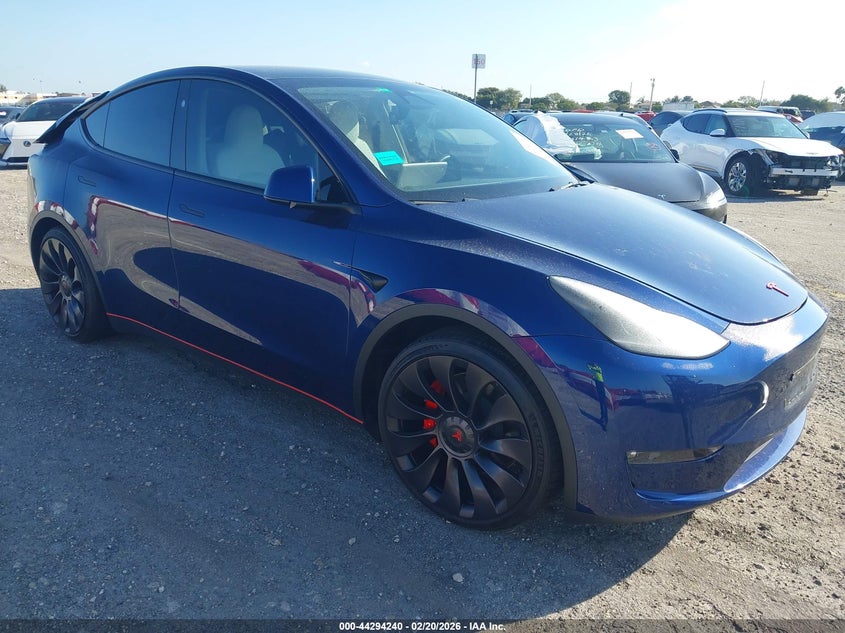 Vin: 7saygdef2pf847216, lot: 44790617, tesla model y performance dual motor all-wheel drive 2023 img_1