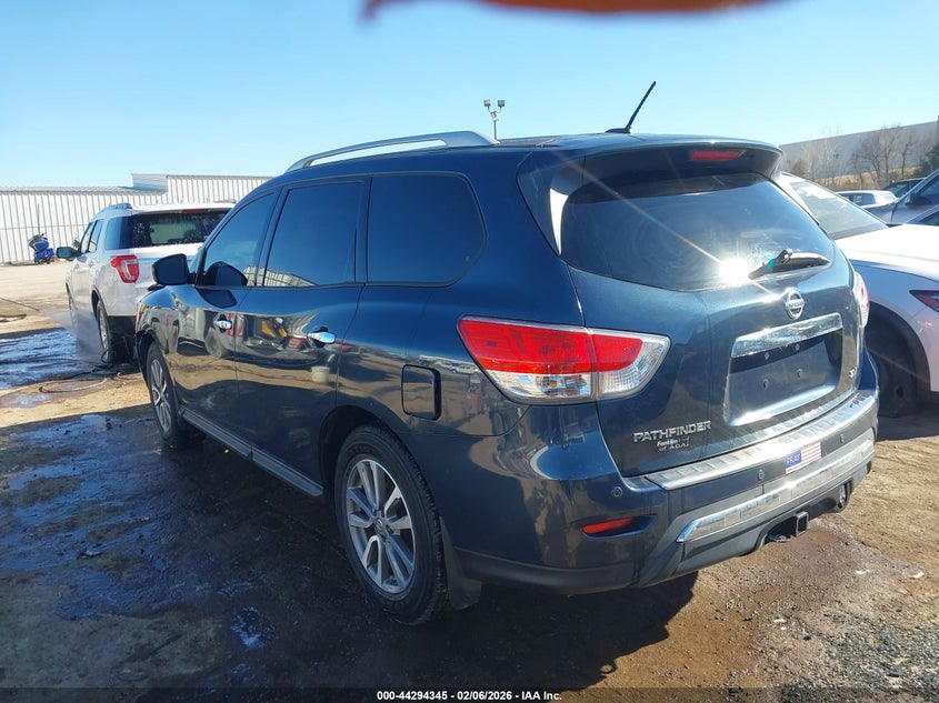 2015 Nissan Pathfinder Sv