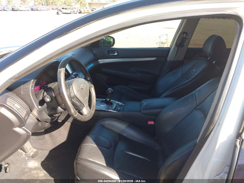 2013 Infiniti G37 Journey