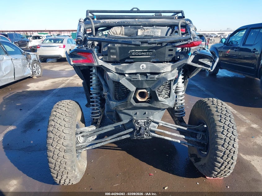 2022 CAN-AM MAVERICK X3 auction photo 6